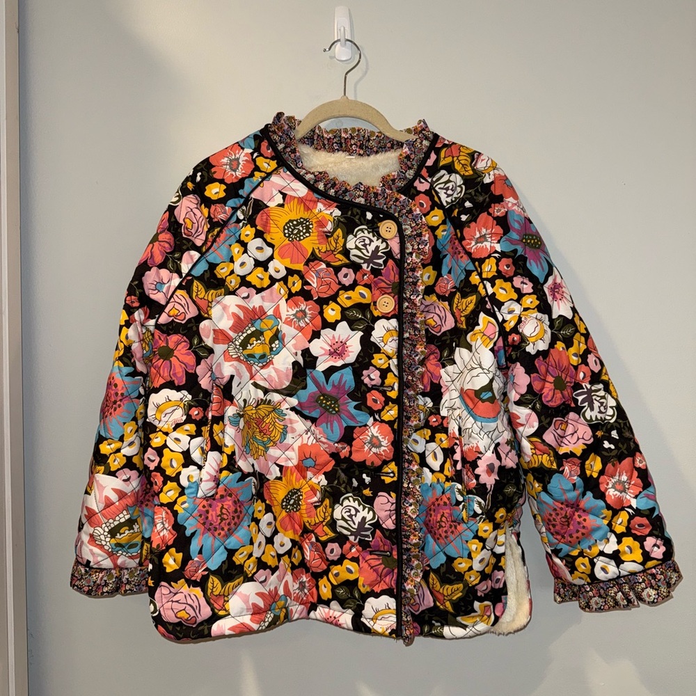 Quilted Floral Jacket with Faux Shearling - Picture 6 of 6